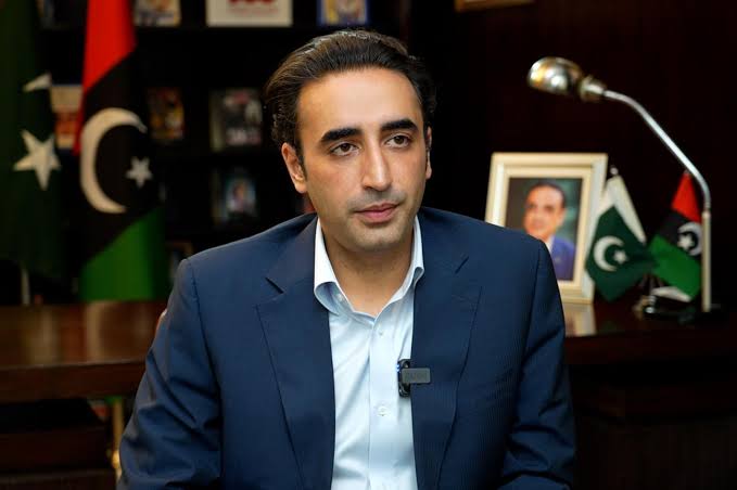 آزاد کشمیر بحران، وفاقی وزرا غیر ذمہ دارانہ بیانات سے کشیدگی بڑھا رہے ہیں، بلاول بھٹو