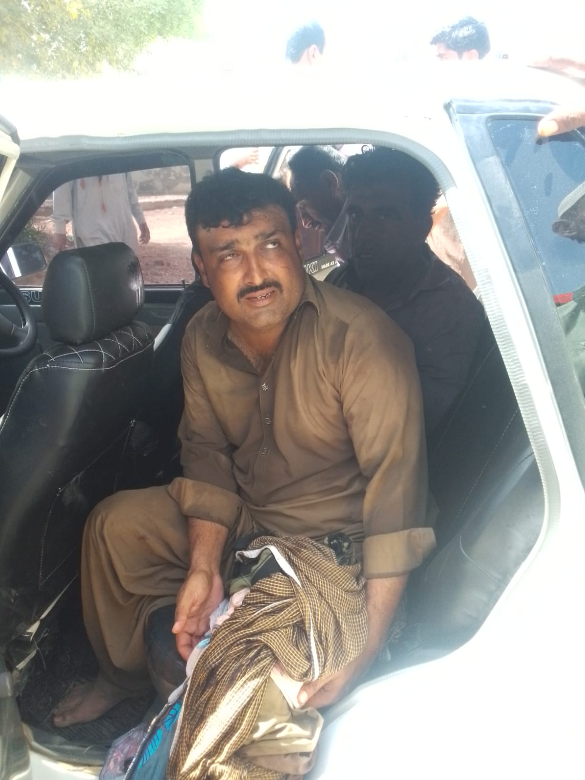 شہدادپور میں پلاٹ کے تنازع پر فائرنگ، پولیس اہلکار جاں بحق، 8 افراد زخمی، مقدمہ درج
