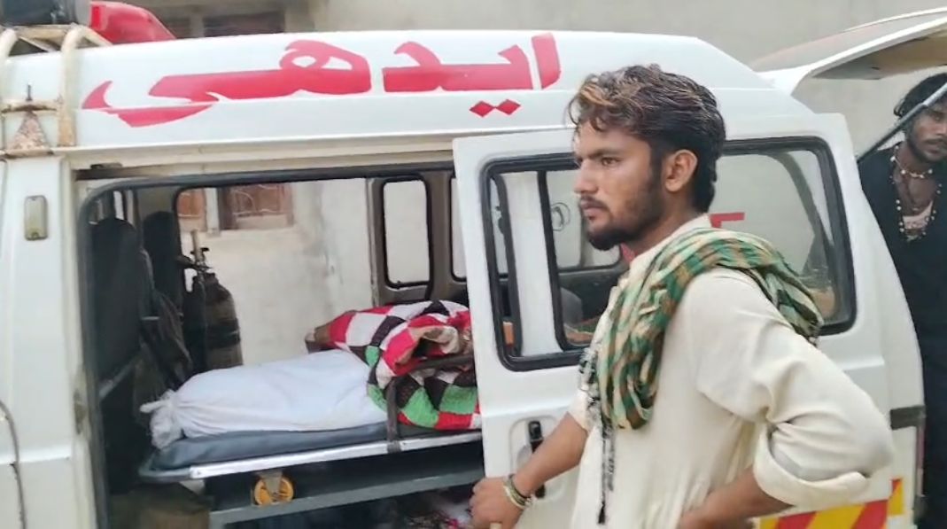 ٹنڈو آدم :  ڈاٹسن اور پھٹے رکشے میں زوردار تصادم، ایک جاں بحق، پانچ افراد زخمی