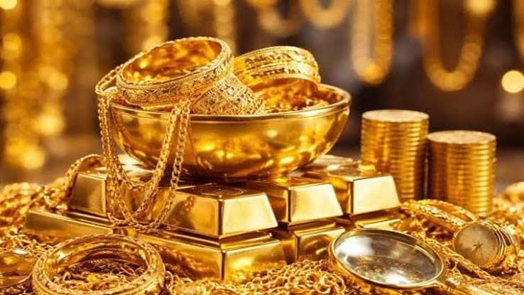 سونے کی قیمت میں مسلسل دوسرے روز اضافہ، فی تولہ 4 لاکھ 40 ہزار 936 روپے کا ہوگیا