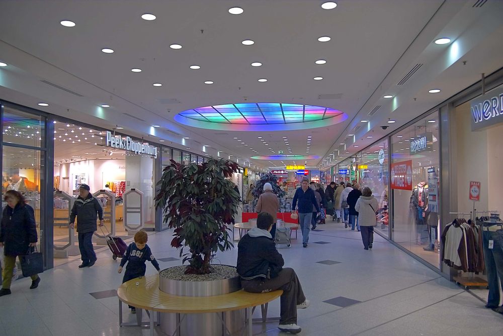 gropius VI Mall.jpg