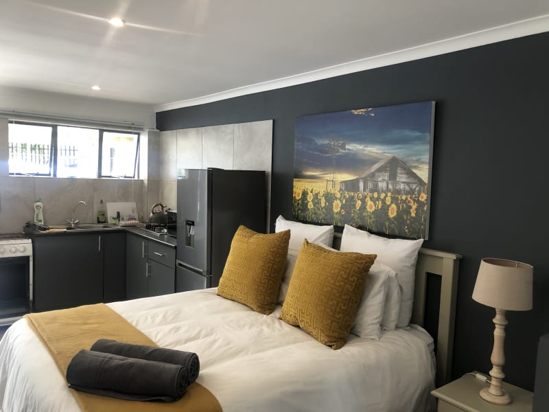 Studio Unit