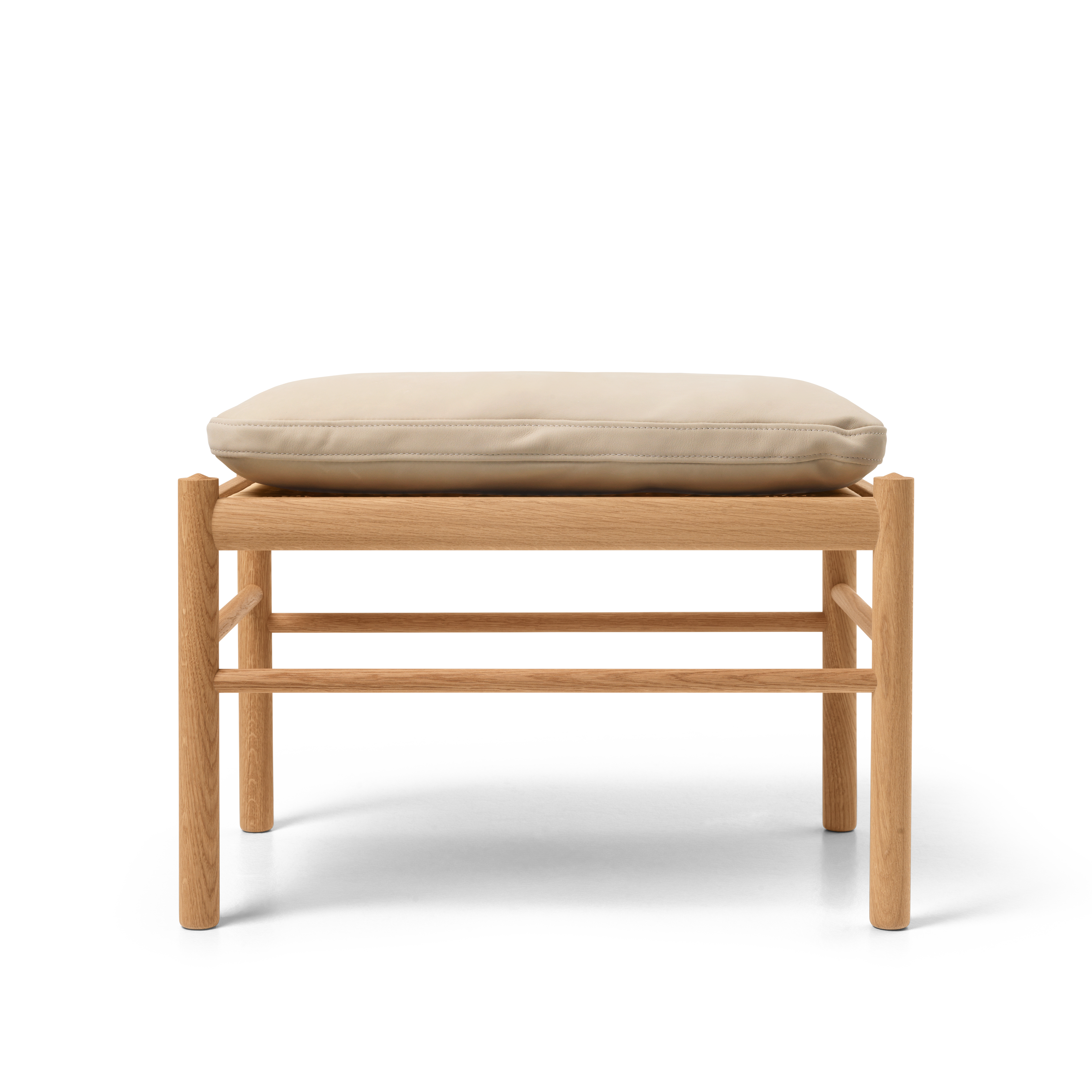 OW149F｜コロニアルフットスツール：オーレ・ヴァンシャーのフット