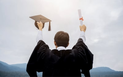 Top 10 Universities in Spain for an outstanding College Experience Thumbnail