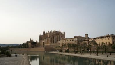 15 Best Tips & Tricks to Enjoy Mallorca to the Fullest! Thumbnail