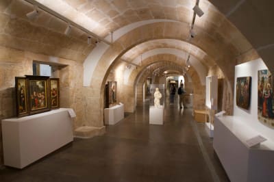 Top 10 Must-See Museums in Spain for Culture Enthusiasts! Thumbnail