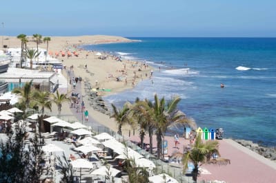 Spain in July: 7 Travel Tips, Activities & Weather Thumbnail