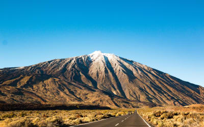  Top 10 Highest Mountains in Spain: From Teide to Mulhacén Thumbnail
