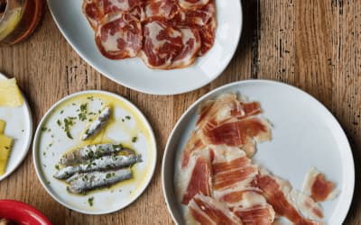 Spanish Meal Time Is No Joke! The 5 Customs You Need to Know Thumbnail