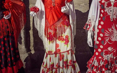 17 Spanish Traditional Dresses That Represent Our Culture Thumbnail