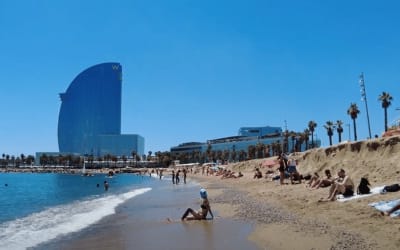 15 Top Beaches in Barcelona & Costa Brava. With videos!  Thumbnail