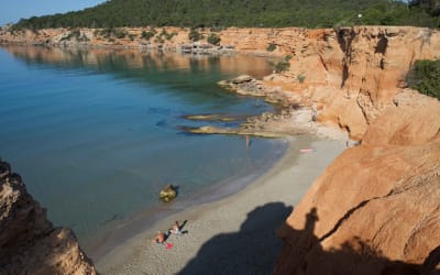 Summer in Spain: 10 Best Places To Visit & Weather Info Thumbnail