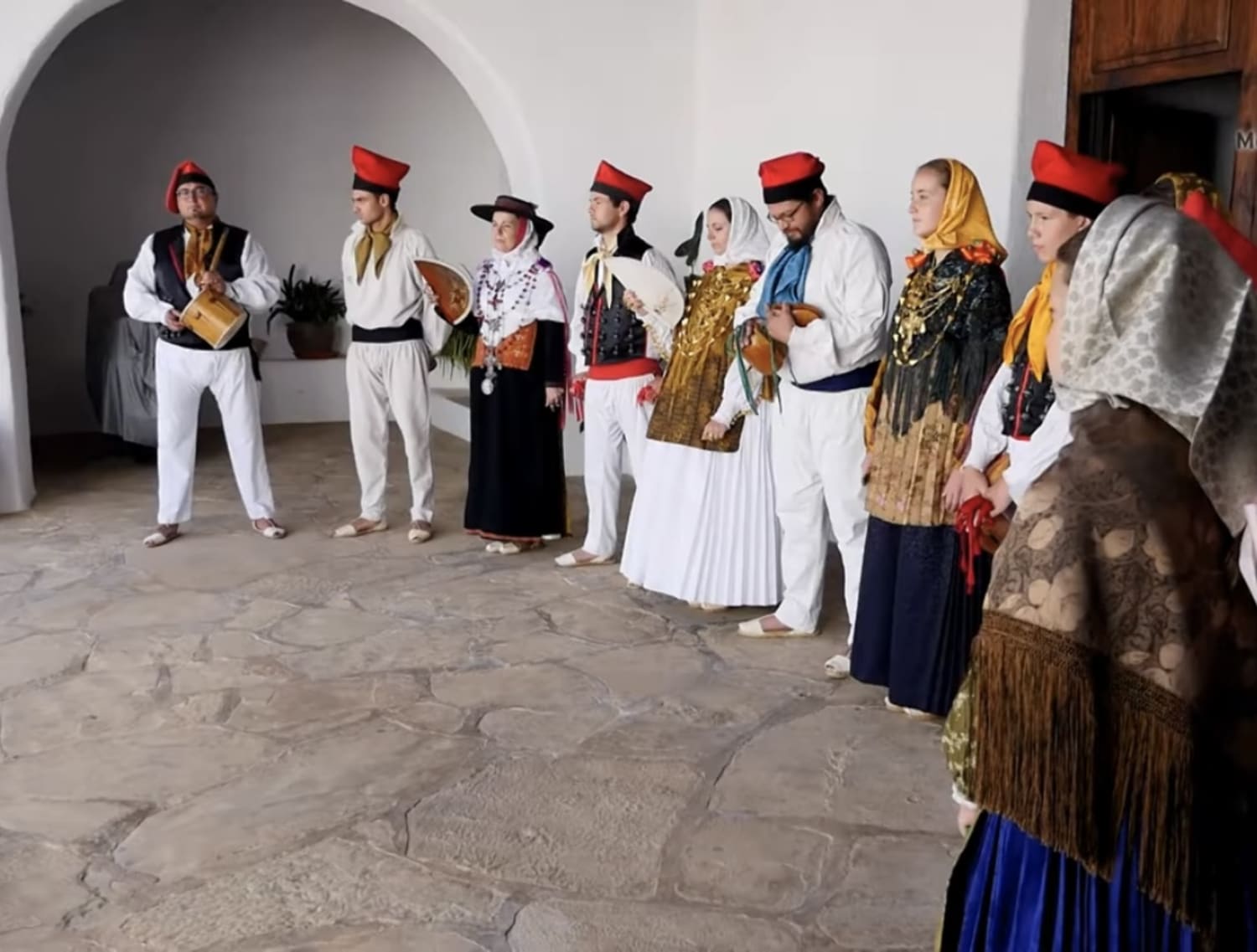 spain typical dress Fashion Spain National Costume Male And Female Traditional Attire Spain Dressing Style Clothing Male Wear Spanish