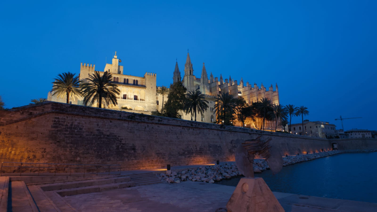 17 Most Famous Churches in Spain: Best Iconic Sites! Thumbnail