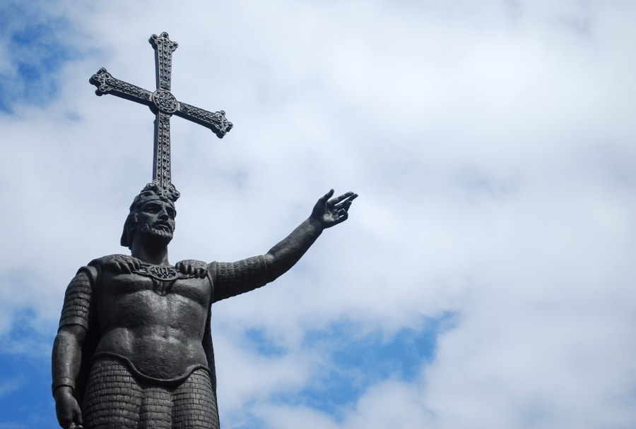 Spanish reconquest king pelayo