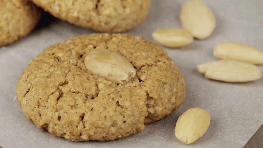 Almendrados cookies for Spanish Christmas