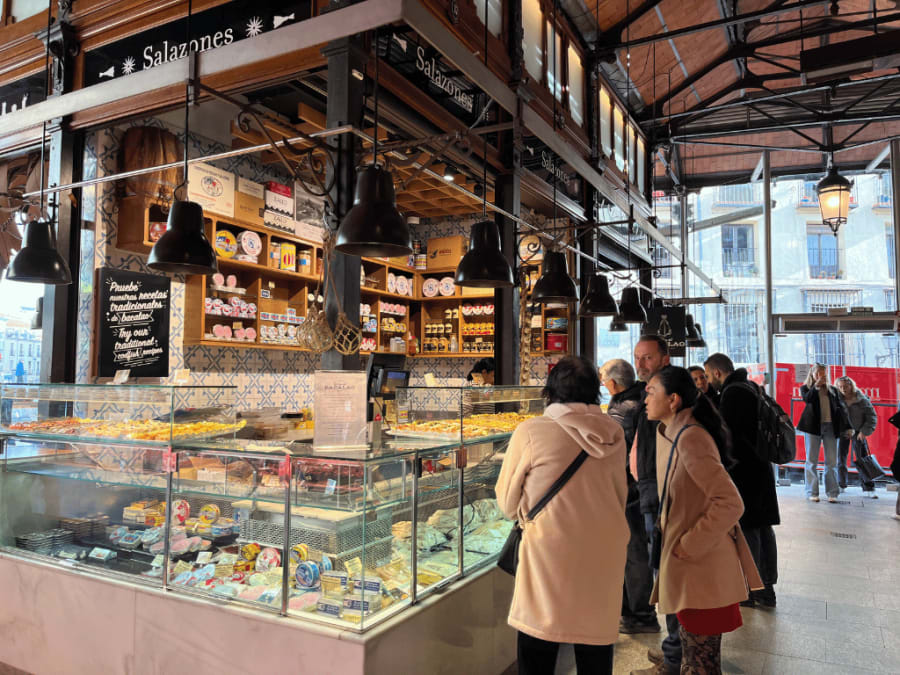 Gastronomic tour of markets