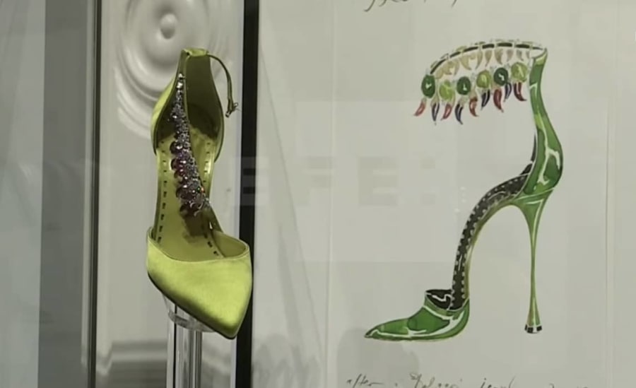 G﻿reen Shoes Manolo Blahnik