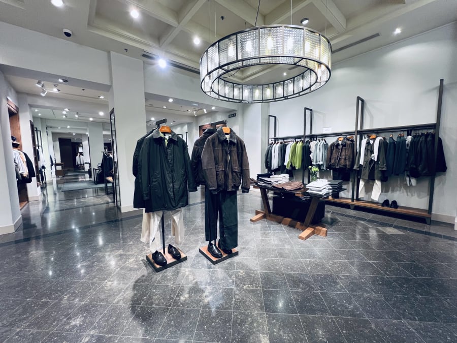 Massimo Dutti men section