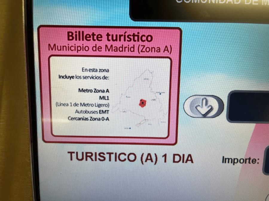 Photo inside metro machine zona a