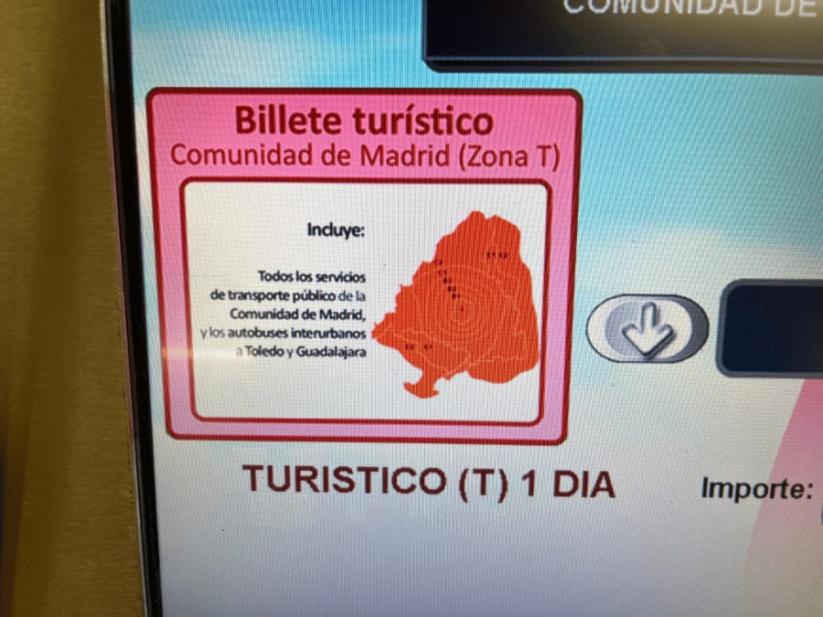 Photo inside metro machine zona t