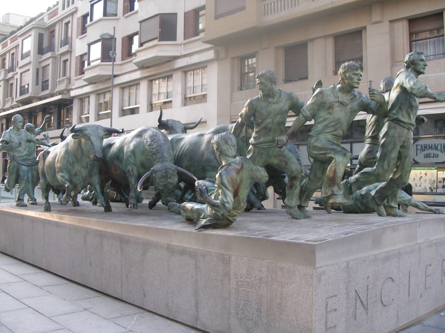 El Encierro statue Pamplona