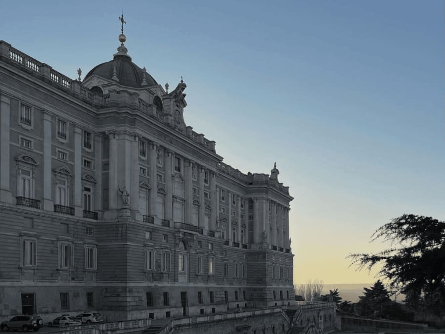 Photo of the royal palace in madrid