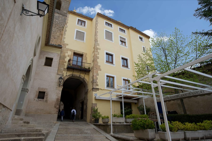 plaza san nicolas cuenca spain