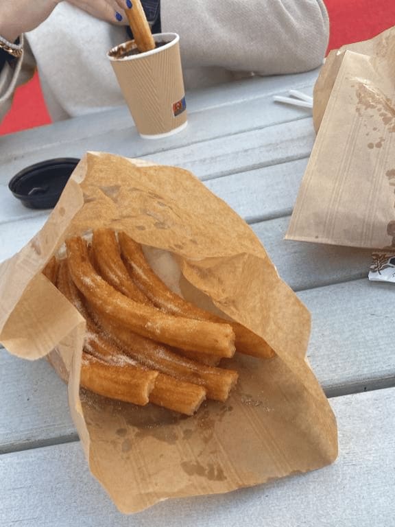 Churros con chocolate