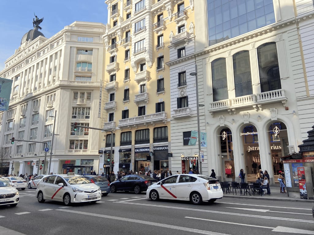 Gran-via-madrid-shopping-maria-cristina2