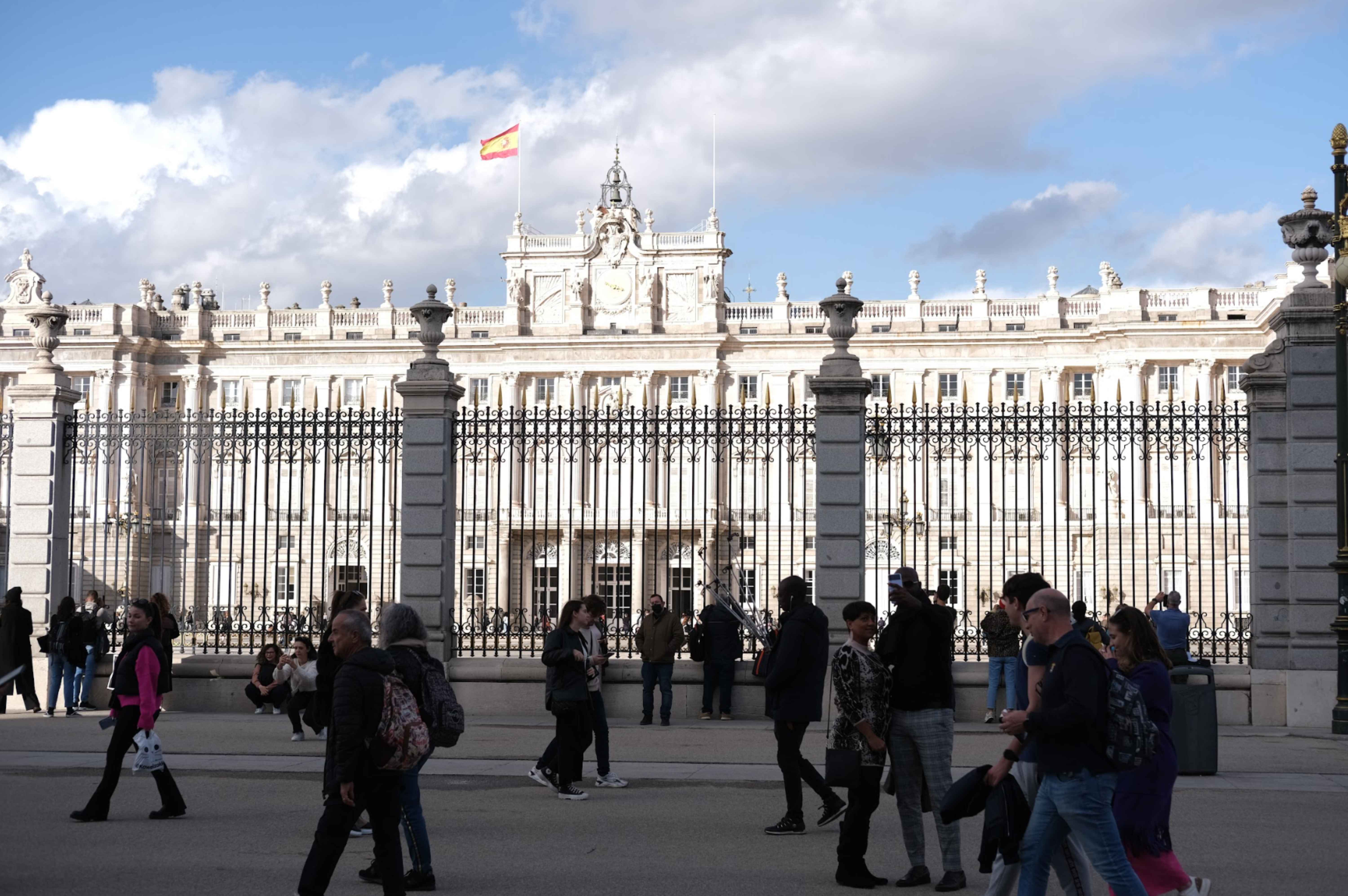 royal palace of madrid spain