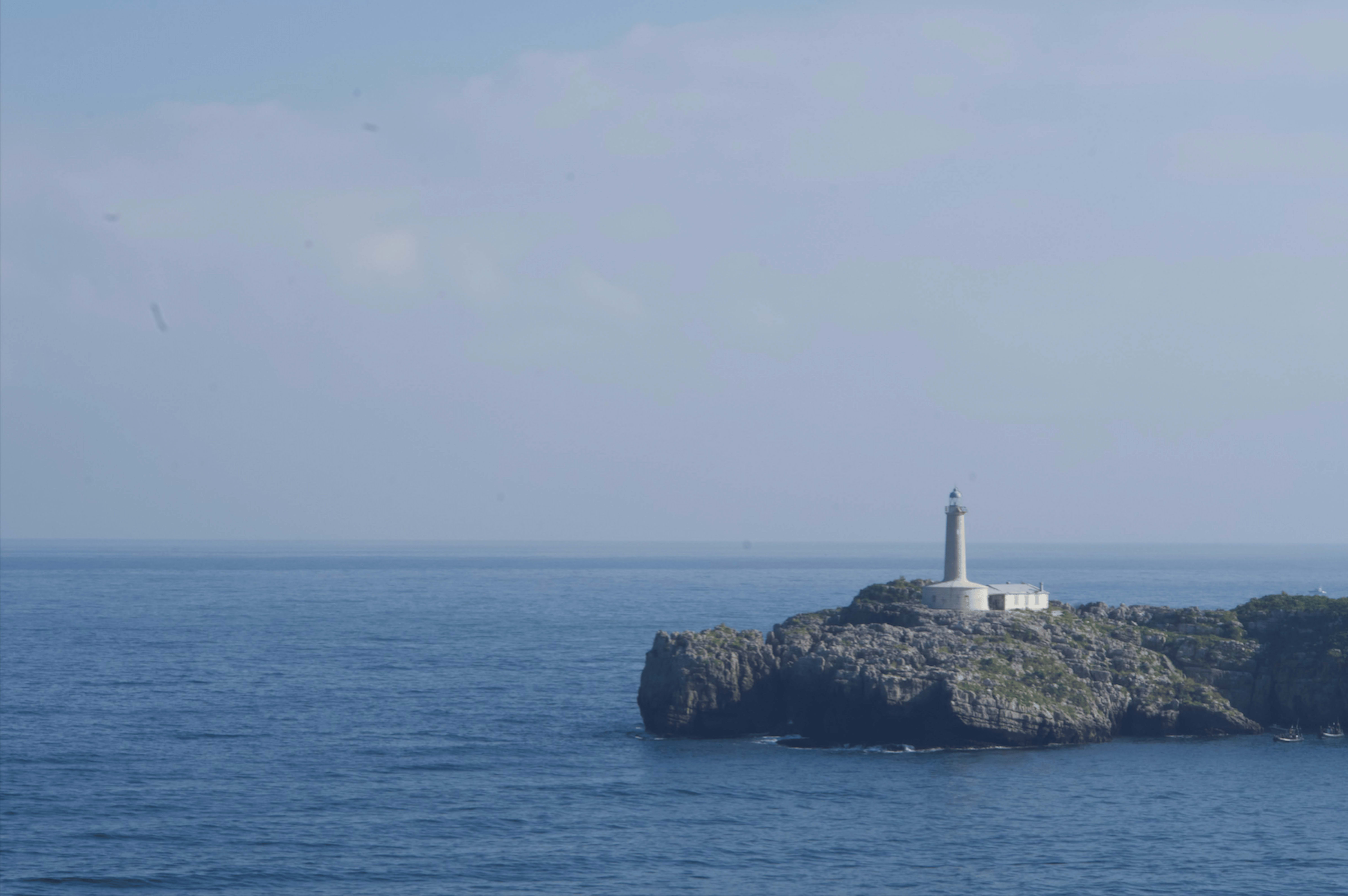 Travel to Santander: 7 Best Attractions, Food & Activities Thumbnail