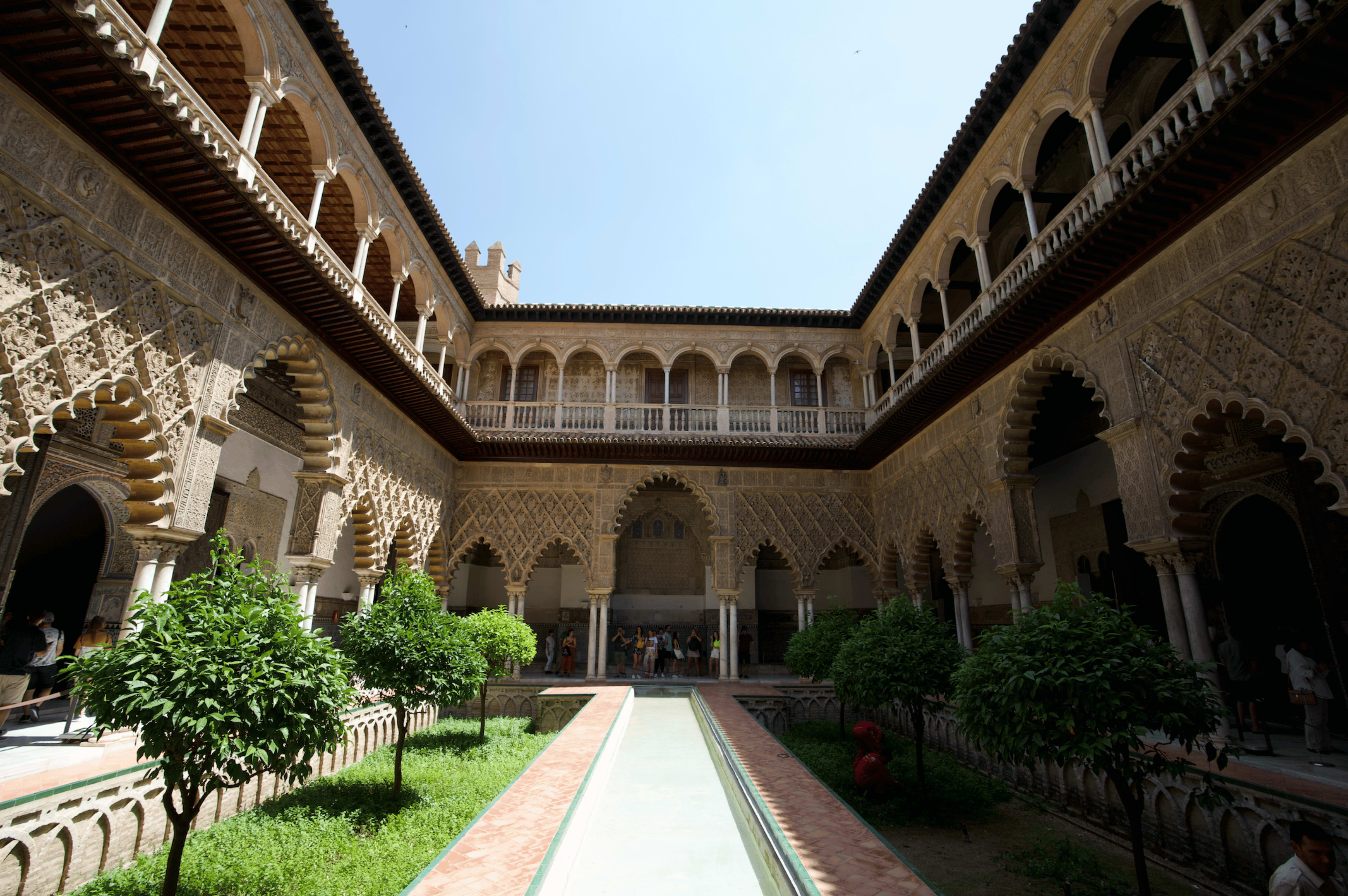 alcazar de sevilla