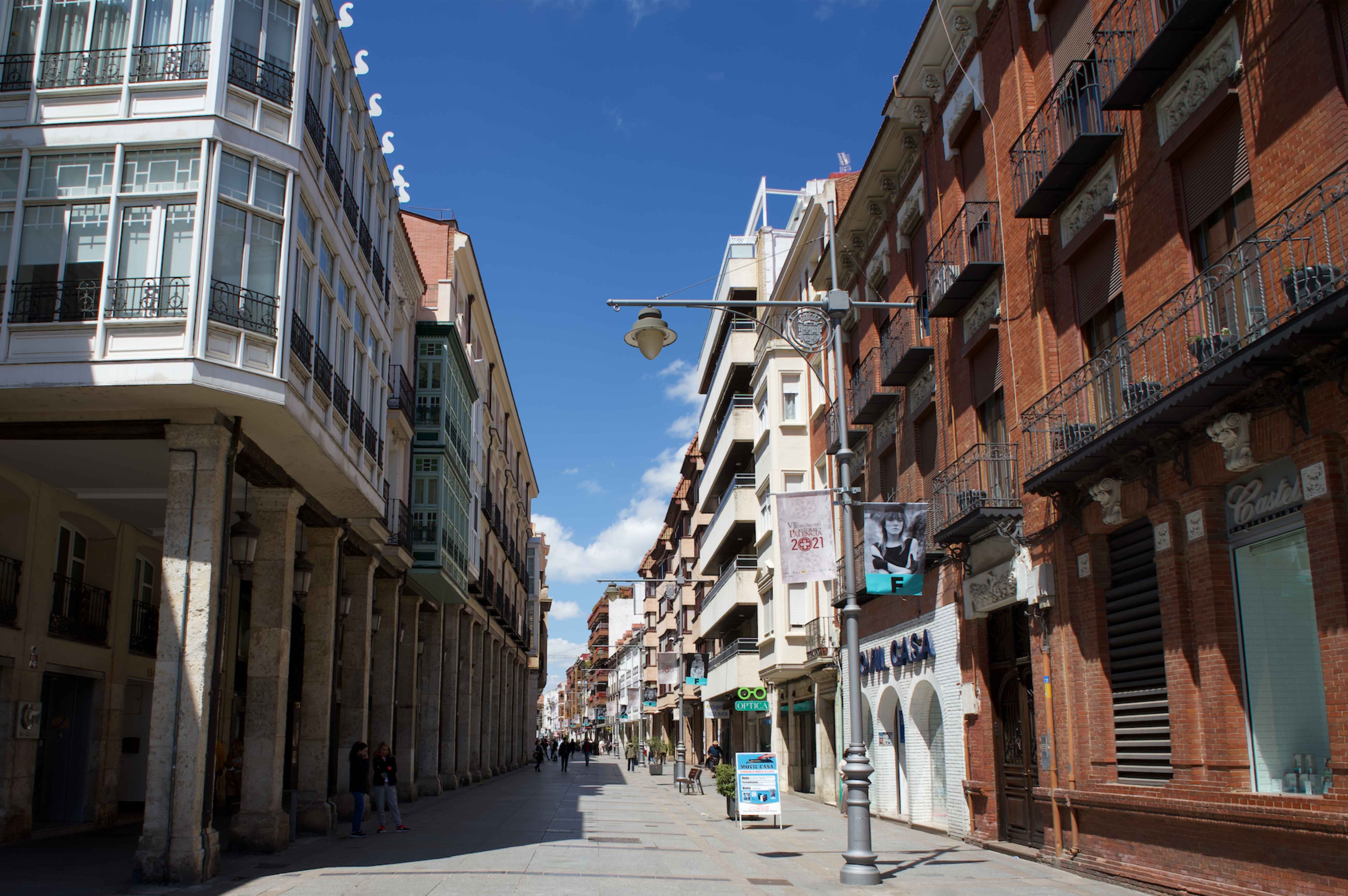 calle mayor palencia spain