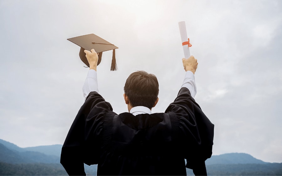 Top 10 Universities in Spain for an outstanding College Experience Thumbnail