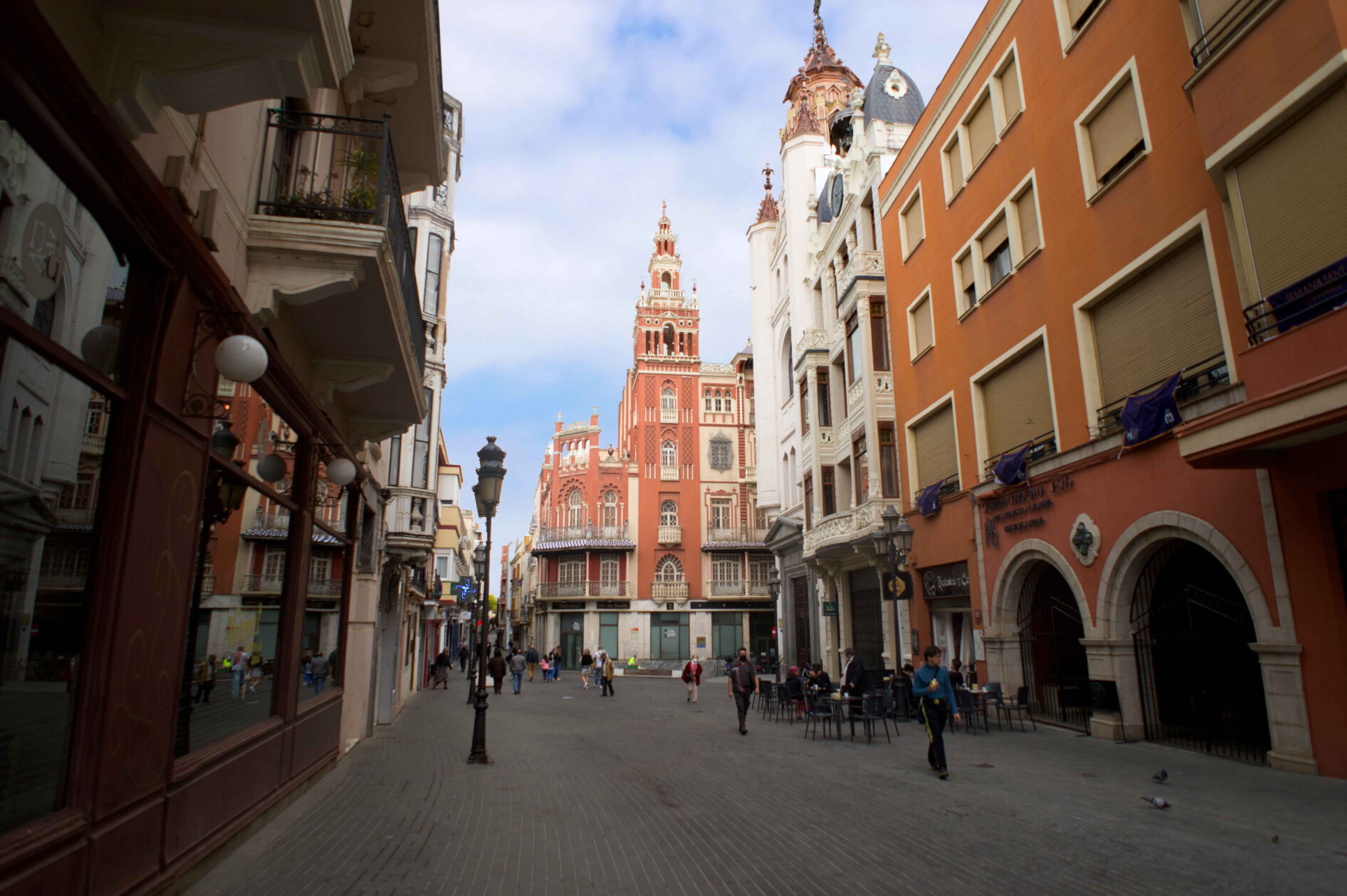 edificio la giralda badajoz