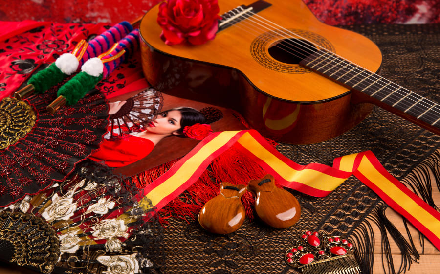Guitarra y Castañuelas
