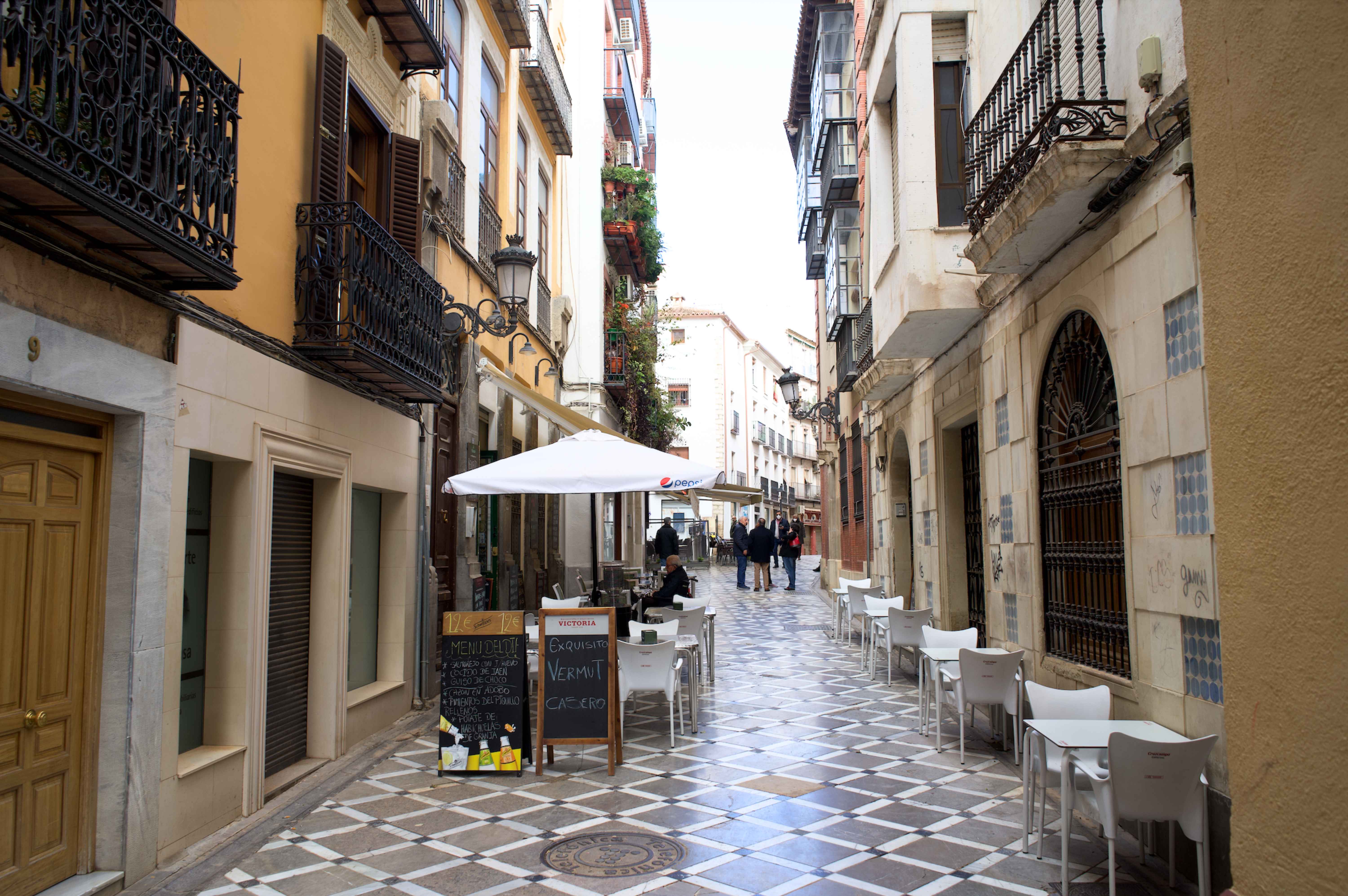jaen city how to transport