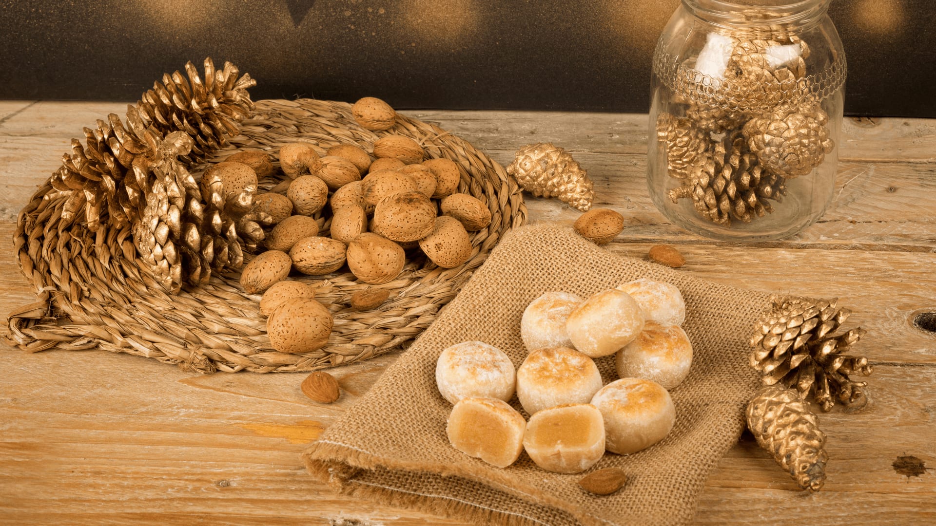 Mazapanes are Spanish Christmas cookies