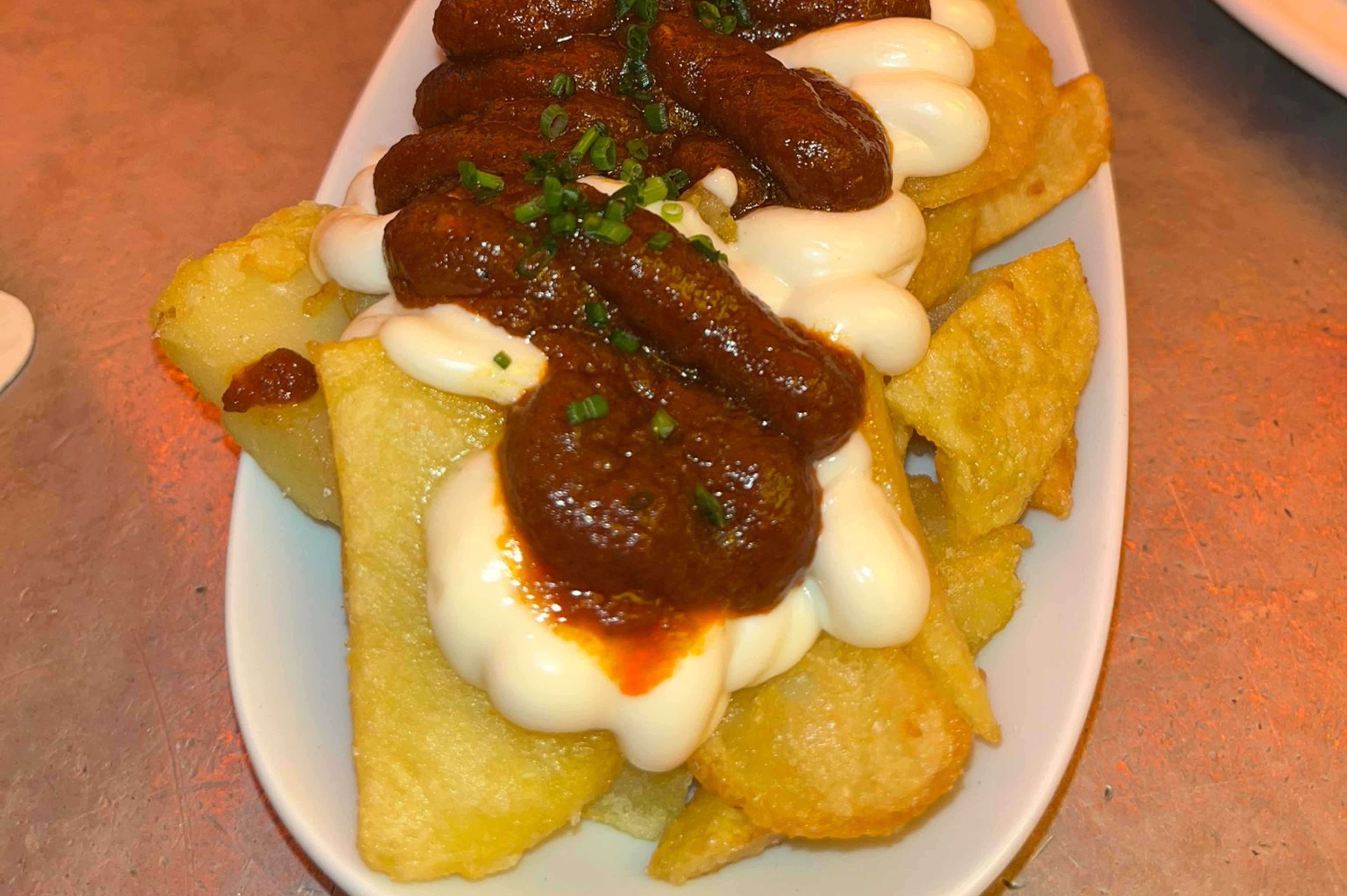 patatas bravas spanish street food