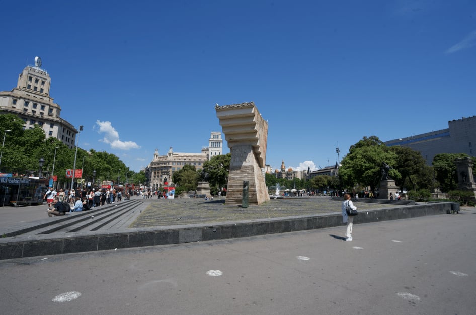 placa de catalunya barcelona square