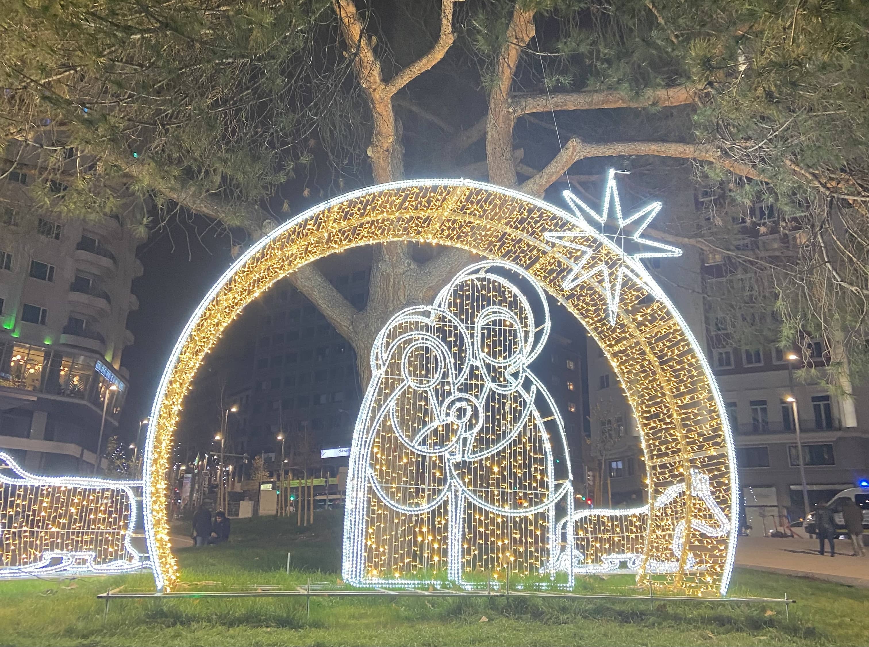 Madrid plaza espana xmas market