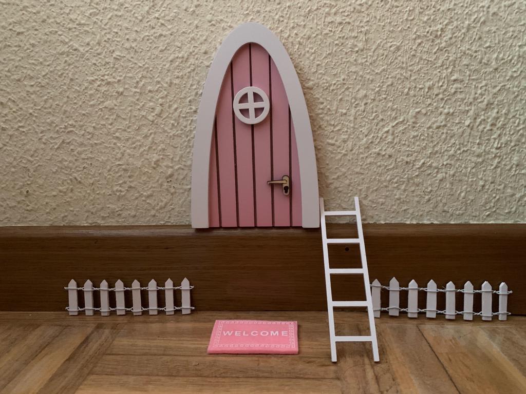 Ratoncito Perez door