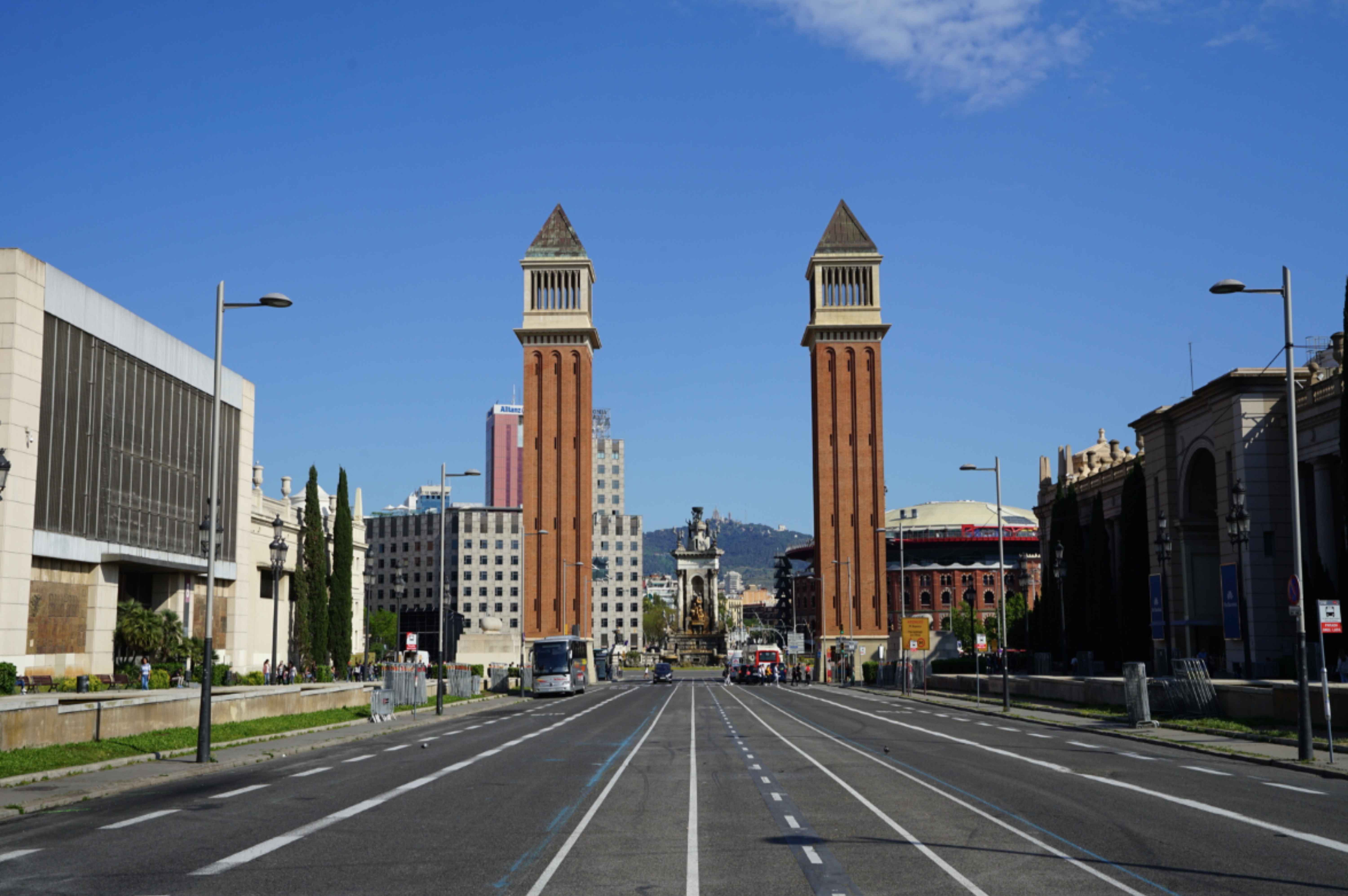 barcelona gothic building