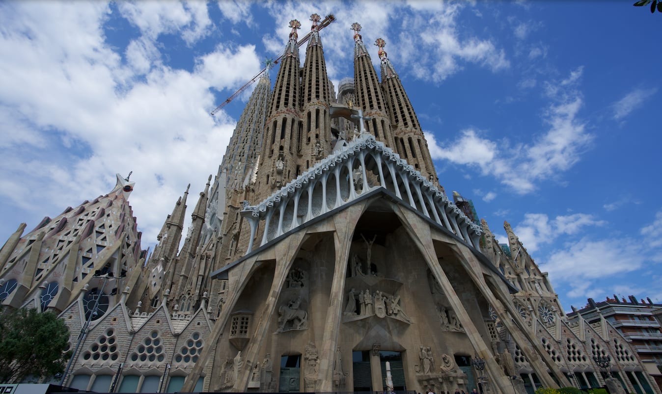 la sagrada familia barcelona spain