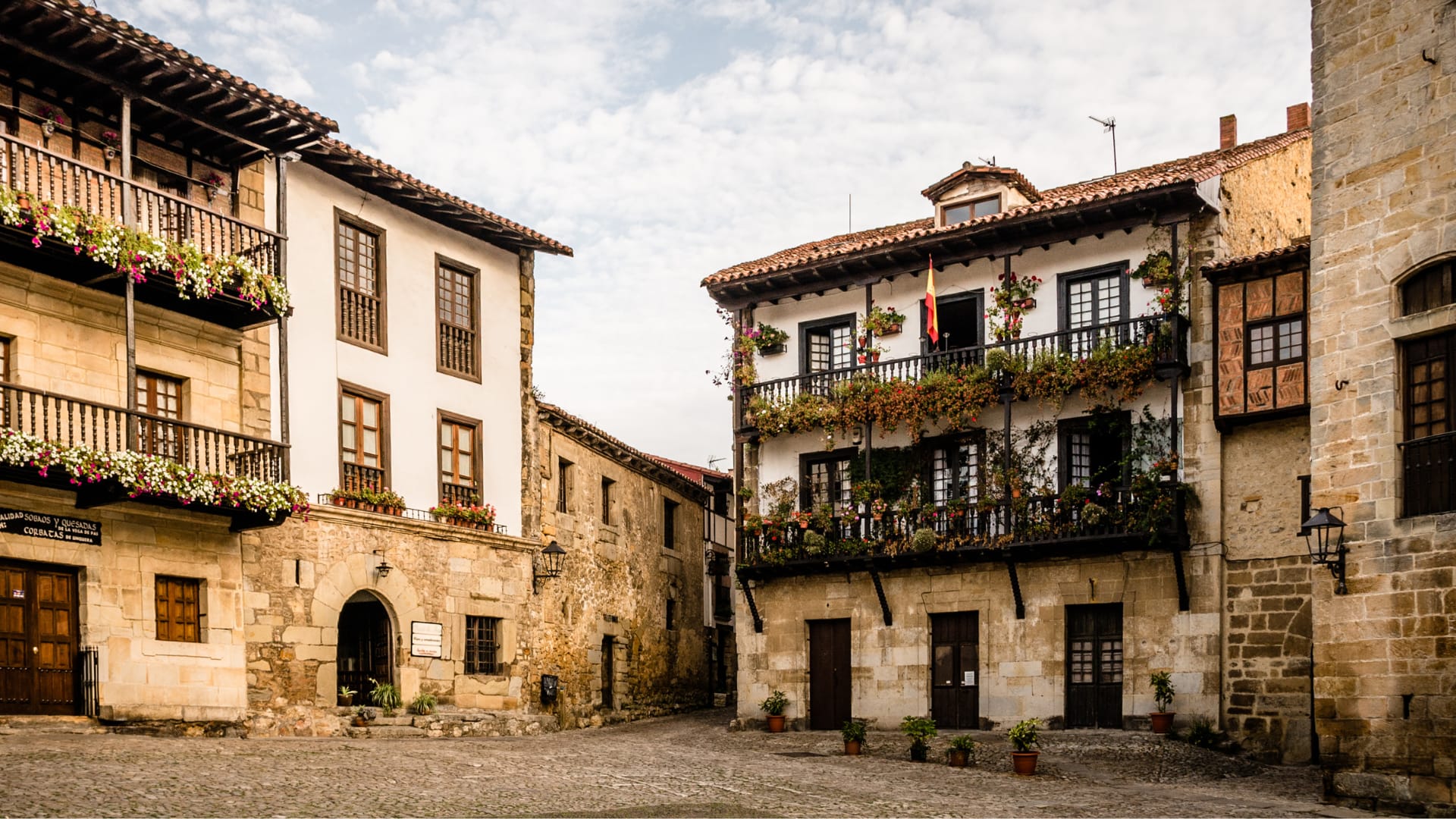 Santillana del Mar, *Cantabria*