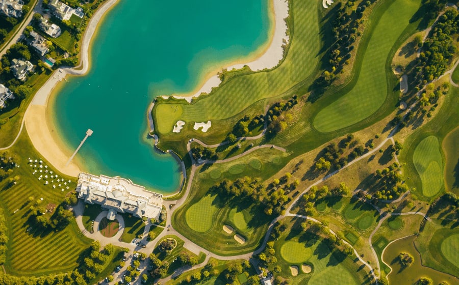 The 11 Top-Rated Golf Resorts in Spain to Play and Stay! Thumbnail