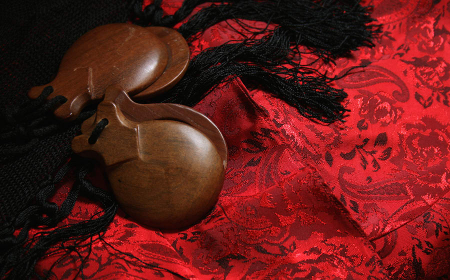 8 Spanish Instruments That You Will Want To Listen Now  Thumbnail