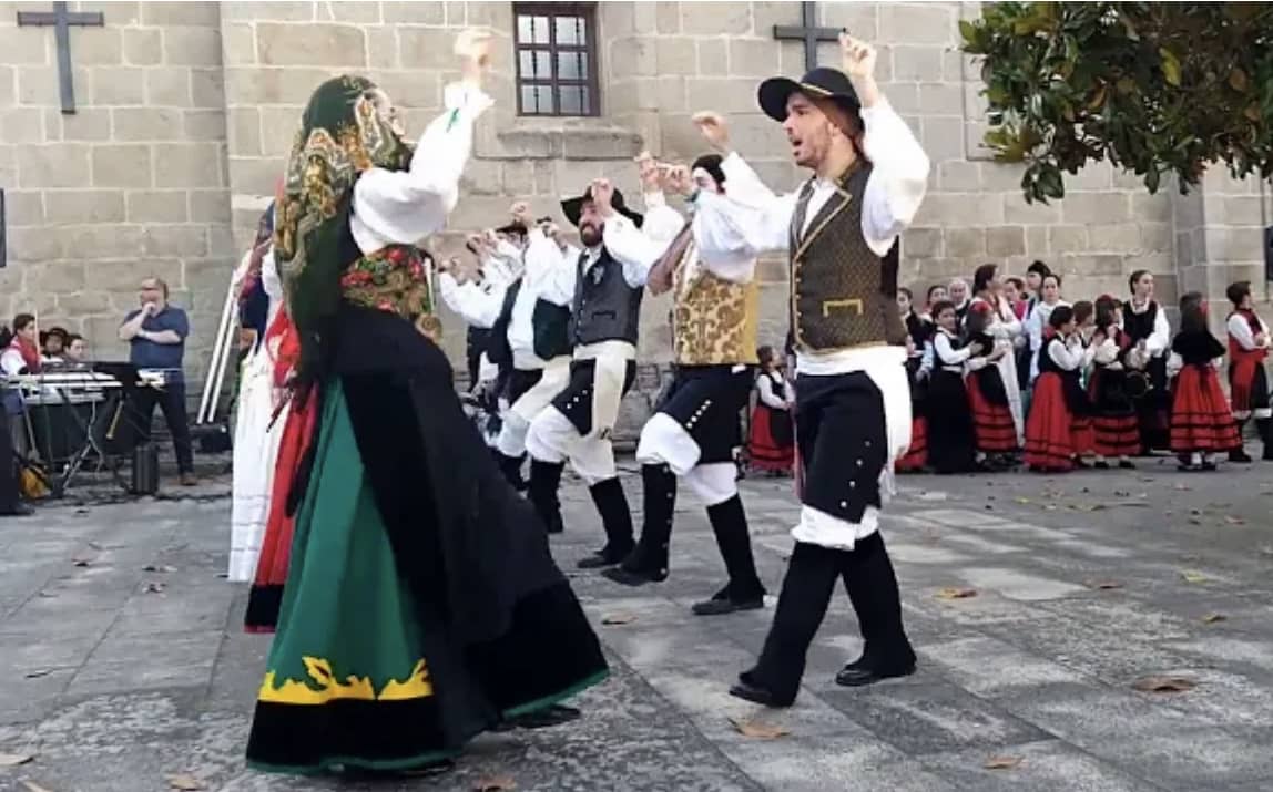 Traje regional gallego