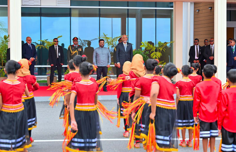 ރާއްޖެ އާއި ލަންކާއާ ދެމެދު މުދާ ފެރީ ފަށަން މަޝްވަރާ ކުރަނީ